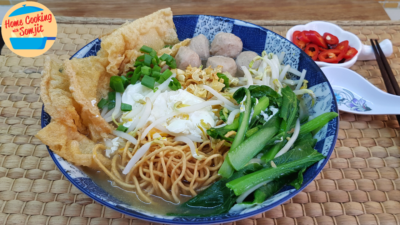 Quick & Easy Egg Noodle Soup Recipe in 15 Minutes