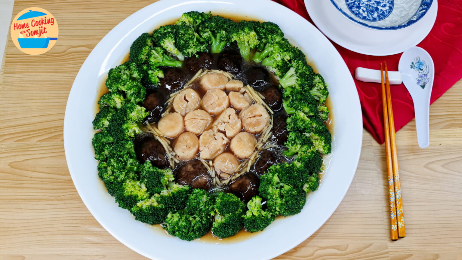 Braised Scallops with Broccoli and Shiitake Mushrooms • Home Cooking with Somjit