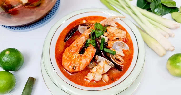 Easy Tom Yum Seafood Soup Recipe